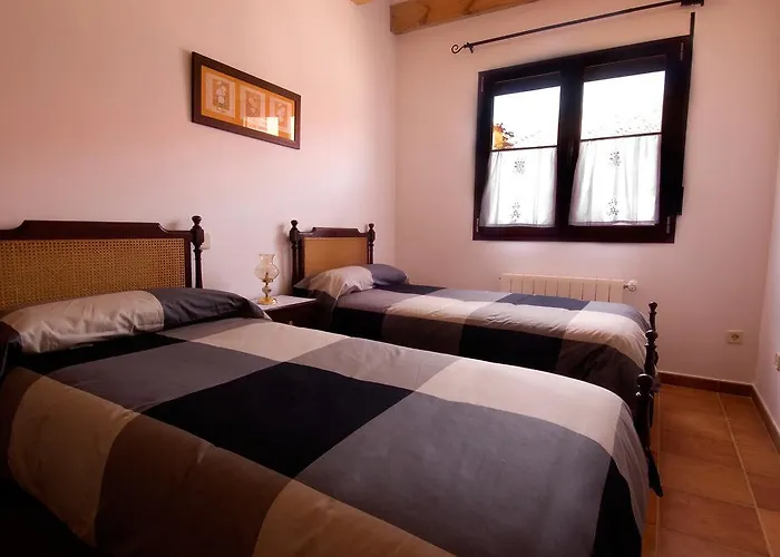 La Cochera De Don Paco * Fresno de Cantespino